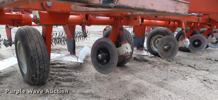 image for item DD5821 Richardson AE-4-35-4 sweep plow