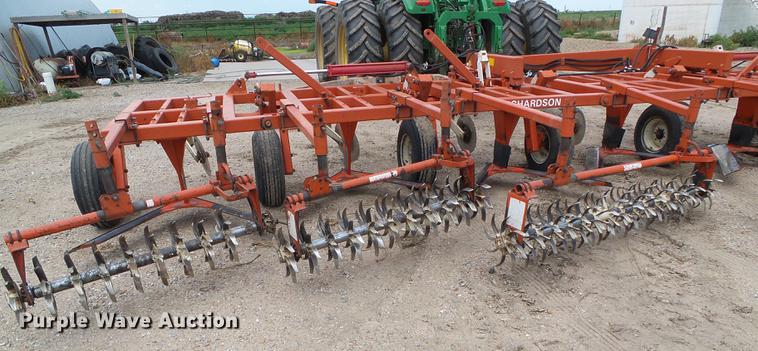 image for item DD5821 Richardson AE-4-35-4 sweep plow