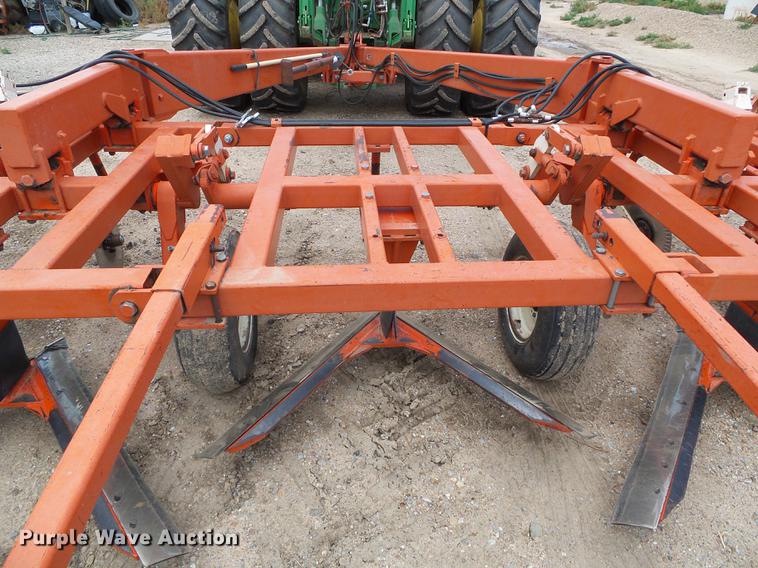 image for item DD5821 Richardson AE-4-35-4 sweep plow