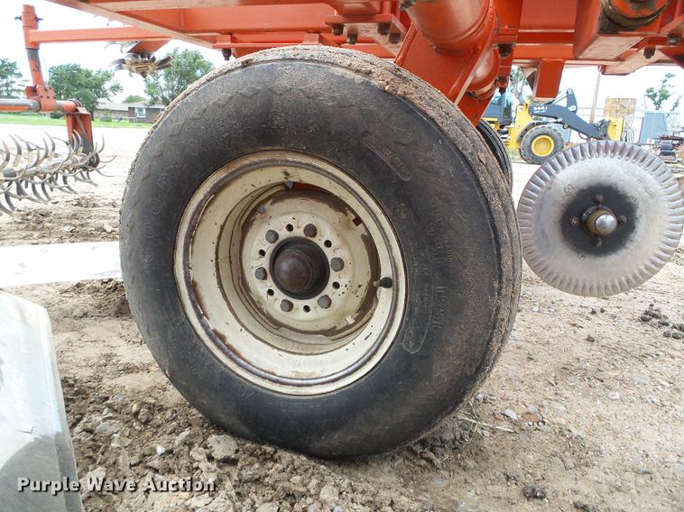 image for item DD5821 Richardson AE-4-35-4 sweep plow