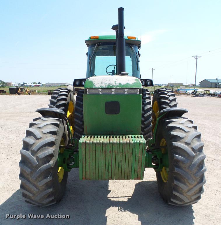 image for item DD5823 1990 John Deere 4955 MFWD tractor