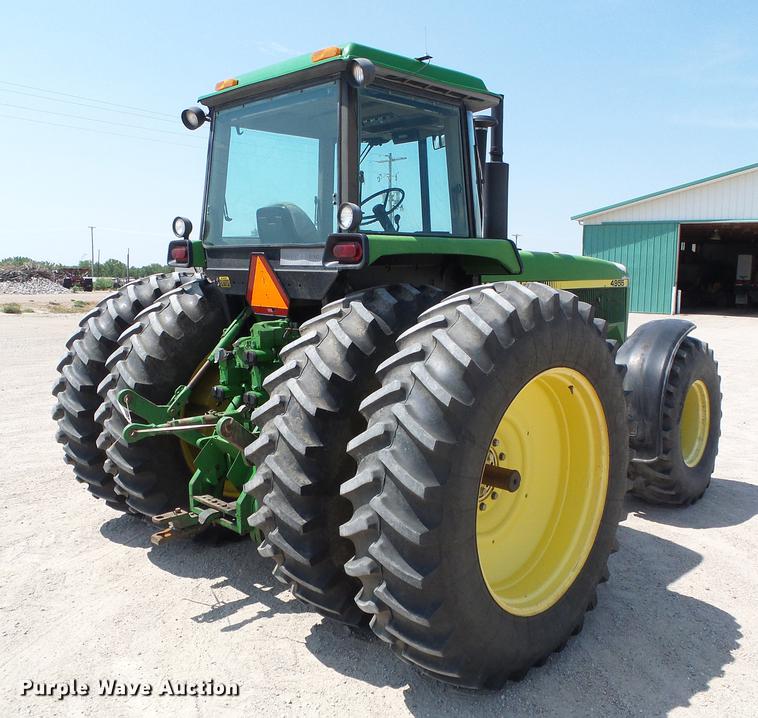image for item DD5823 1990 John Deere 4955 MFWD tractor