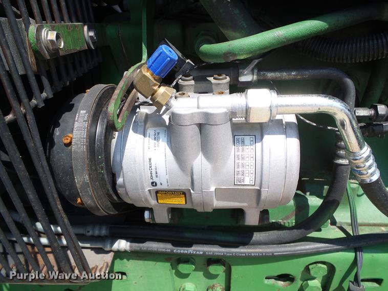 image for item DD5823 1990 John Deere 4955 MFWD tractor