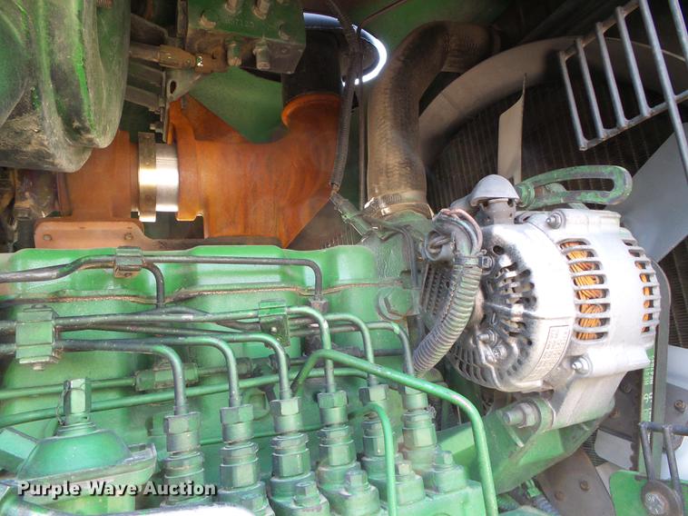 image for item DD5823 1990 John Deere 4955 MFWD tractor