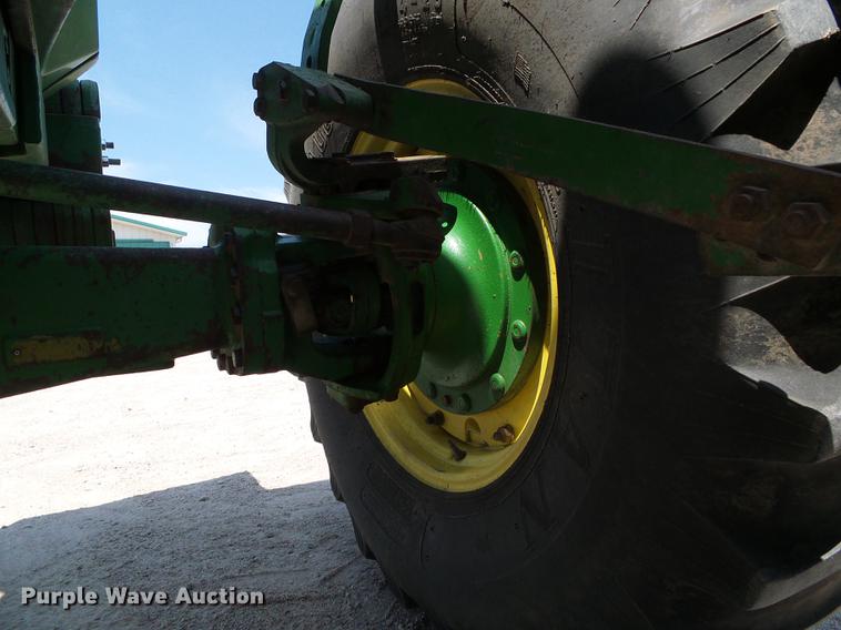 image for item DD5823 1990 John Deere 4955 MFWD tractor