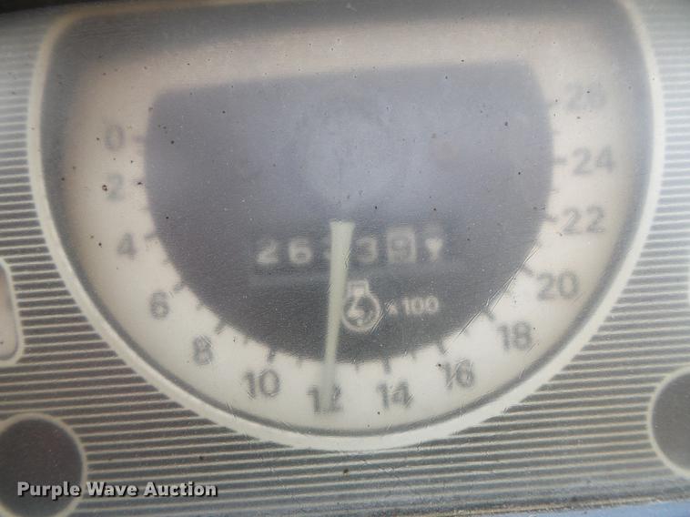 image for item DD5824 Ford 445A tractor