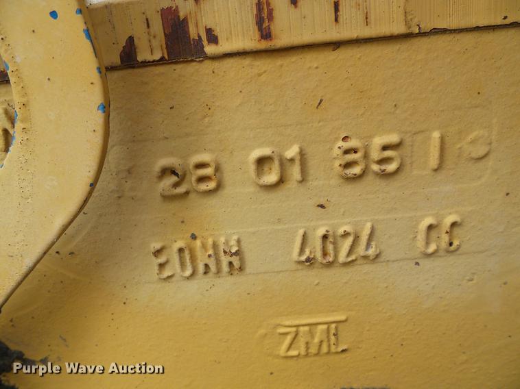 image for item DD5824 Ford 445A tractor