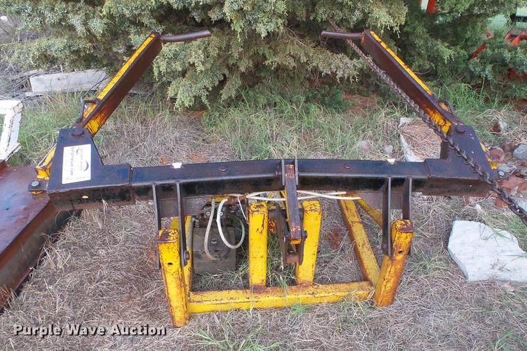 image for item DD5825 Bale unroller