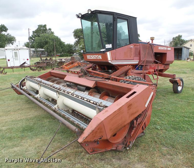 image for item DD5827 1981 Hesston 6650 windrower