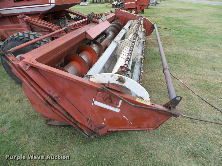 image for item DD5827 1981 Hesston 6650 windrower