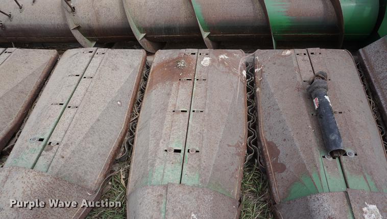 image for item DD7881 John Deere 853A all crop head