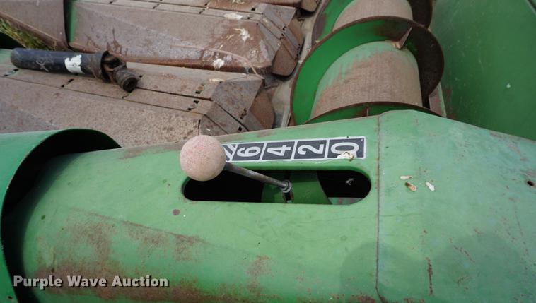 image for item DD7881 John Deere 853A all crop head