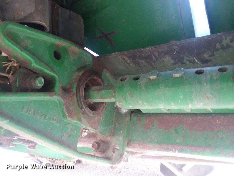 image for item DD7881 John Deere 853A all crop head