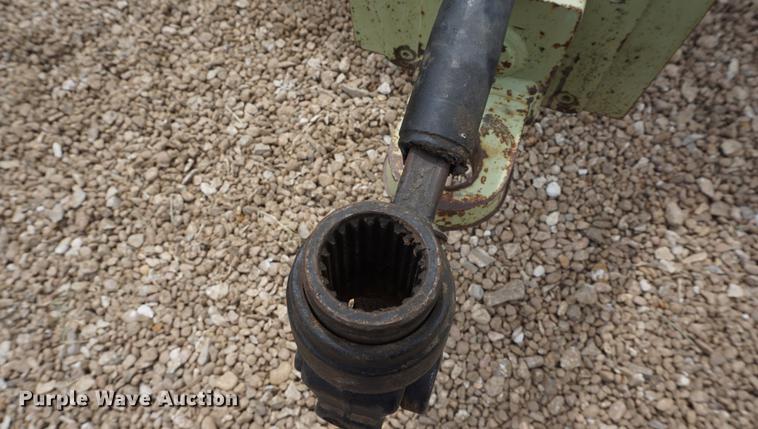 image for item DD7883 Orthman 996 grain cart