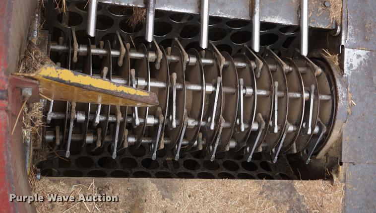 image for item DD7891 HayBuster H-1000 tub grinder