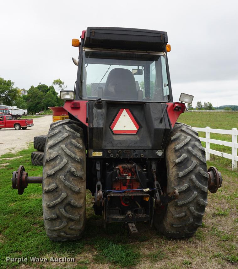 image for item DD7892 1984 Case IH 2594 tractor