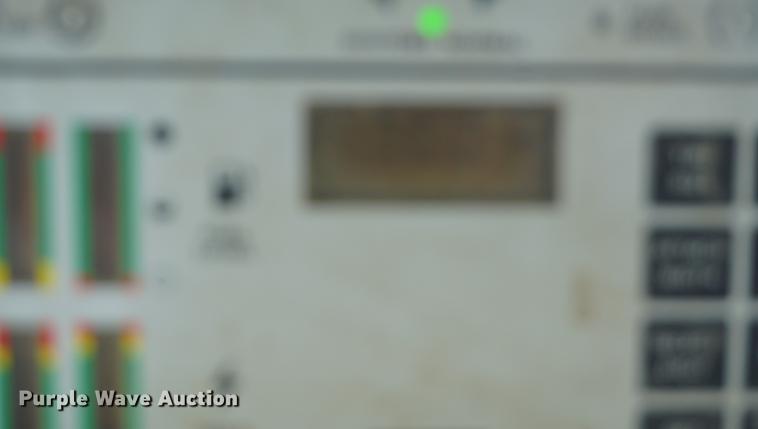 image for item DD7892 1984 Case IH 2594 tractor