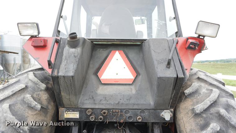 image for item DD7892 1984 Case IH 2594 tractor