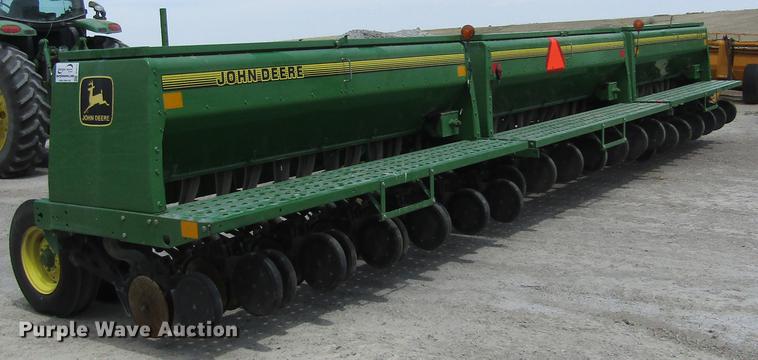 image for item DD8777 John Deere 455 grain drill