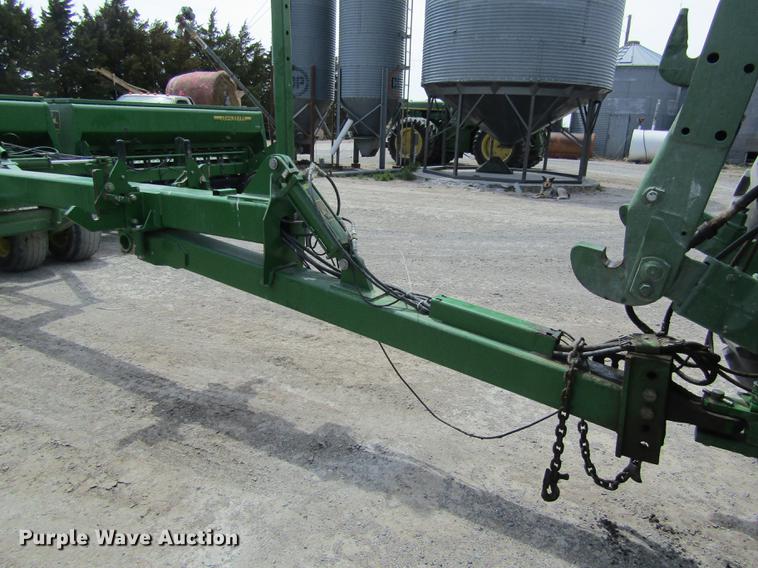 image for item DD8777 John Deere 455 grain drill