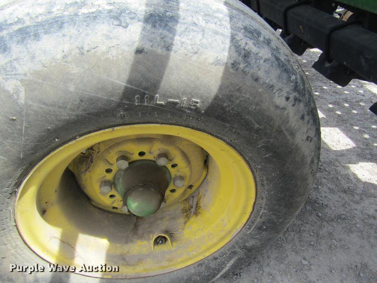 image for item DD8777 John Deere 455 grain drill