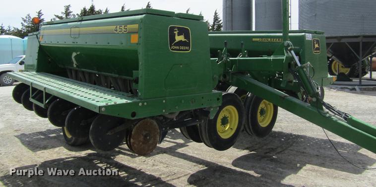 image for item DD8777 John Deere 455 grain drill