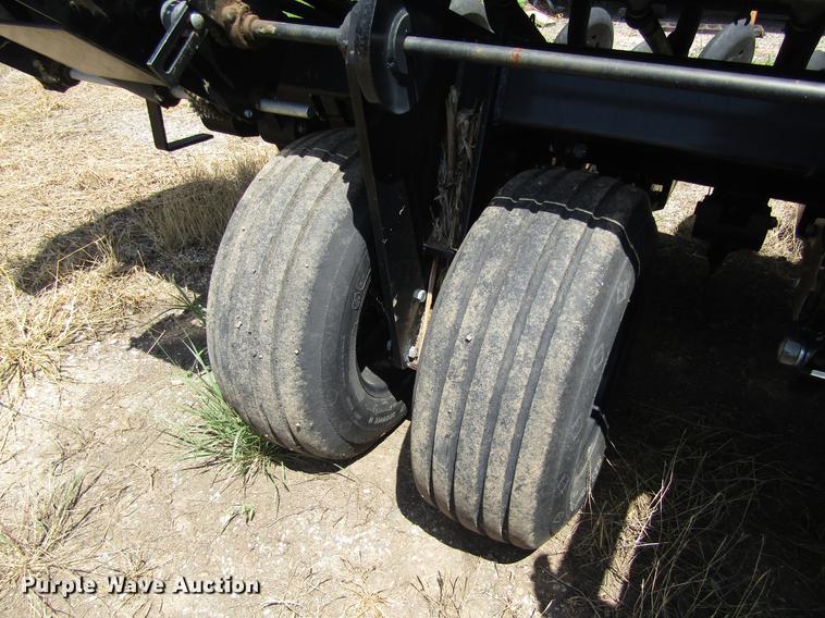 image for item DD8908 2013 CrustBuster All Plant 4615 no-till grain drill