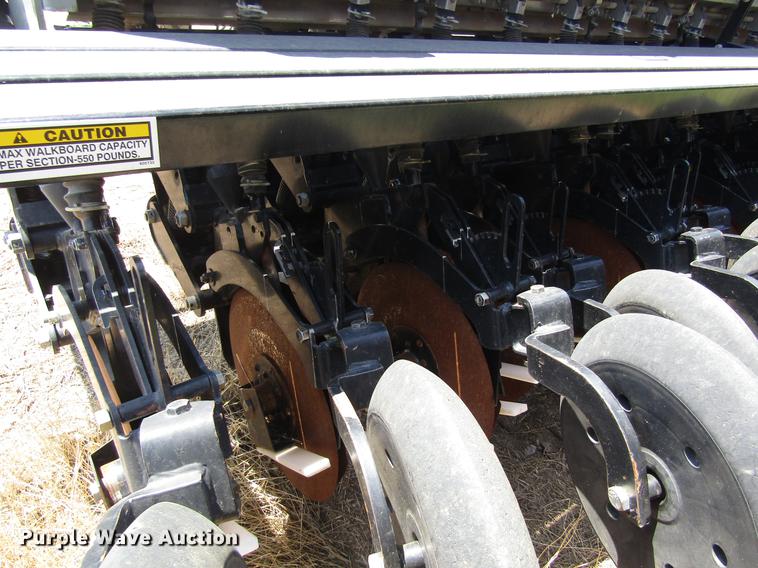 image for item DD8908 2013 CrustBuster All Plant 4615 no-till grain drill