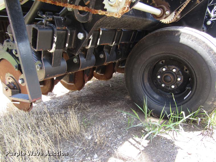 image for item DD8908 2013 CrustBuster All Plant 4615 no-till grain drill