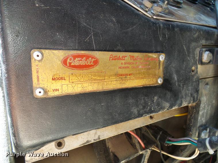 image for item DE5107 1989 Peterbilt 379 dump truck