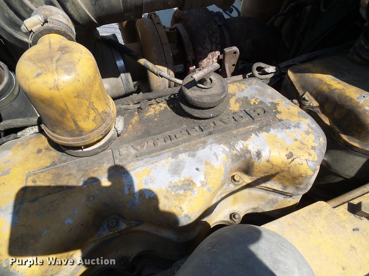 image for item DE5107 1989 Peterbilt 379 dump truck