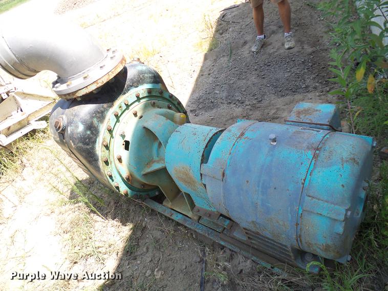 image for item DE5110 Peabody Barnes 200CUE-12 water pump