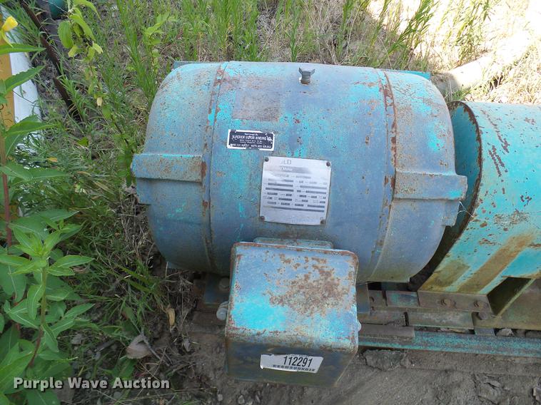 image for item DE5110 Peabody Barnes 200CUE-12 water pump