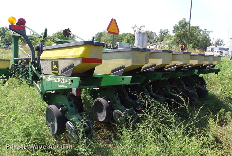 image for item DE5114 John Deere 1780 planter