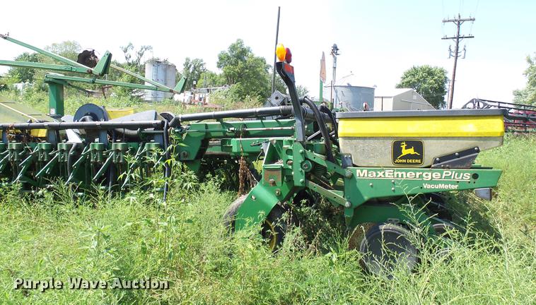 image for item DE5114 John Deere 1780 planter