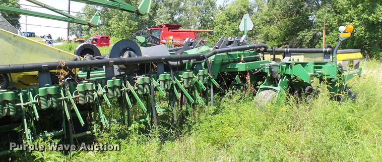 image for item DE5114 John Deere 1780 planter