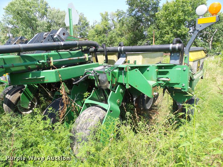 image for item DE5114 John Deere 1780 planter