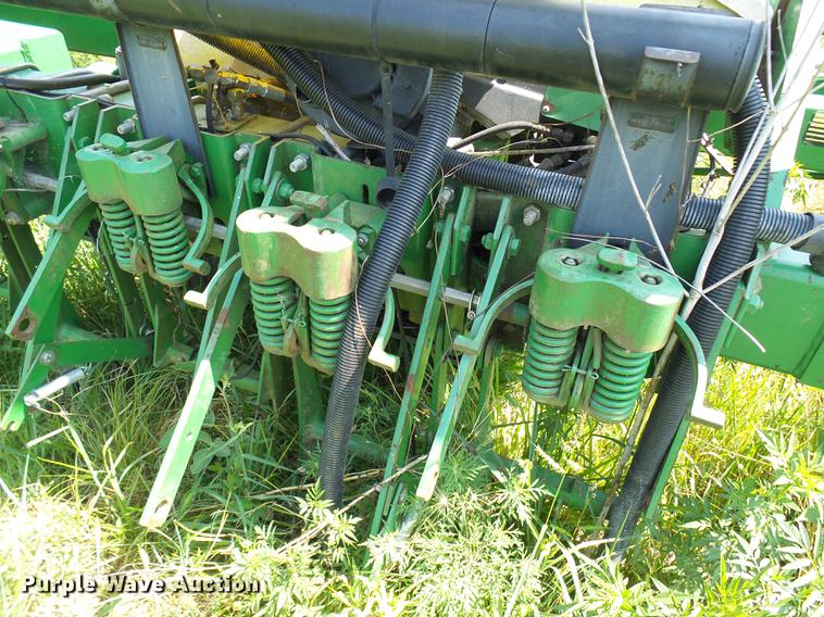 image for item DE5114 John Deere 1780 planter