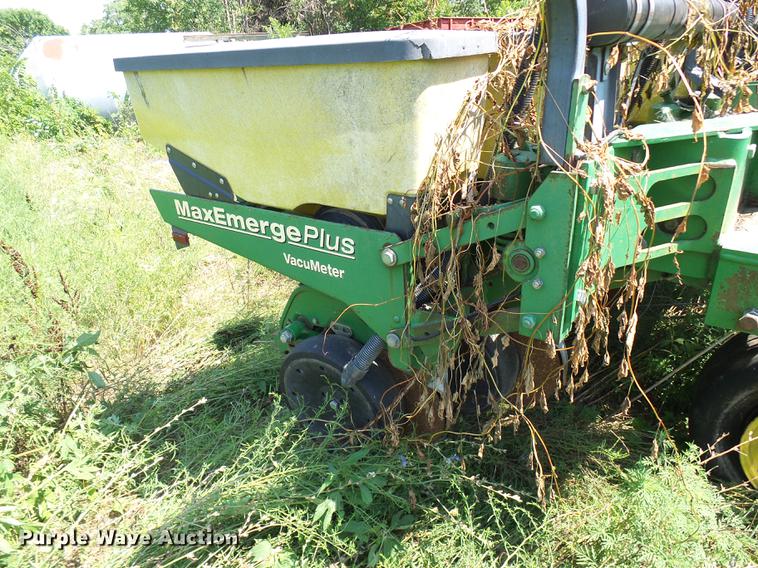 image for item DE5114 John Deere 1780 planter