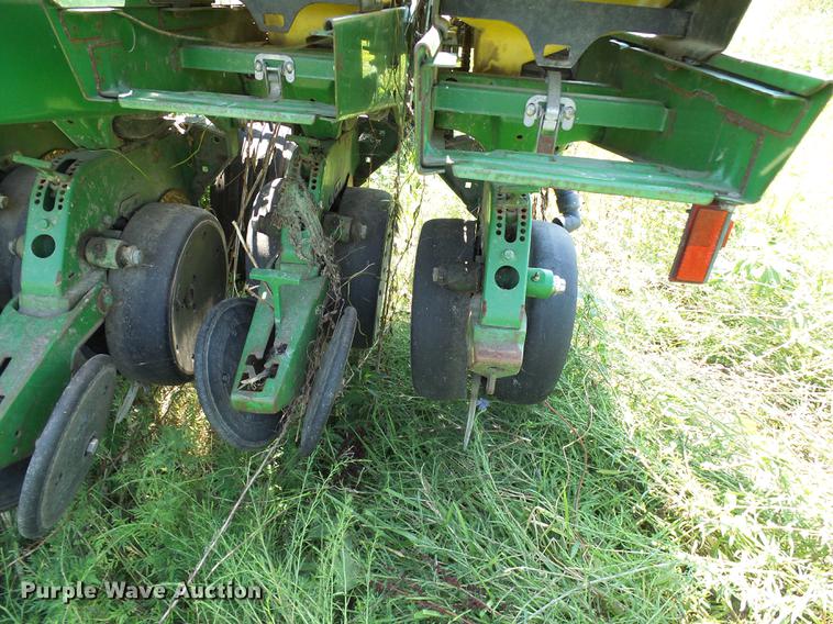 image for item DE5114 John Deere 1780 planter