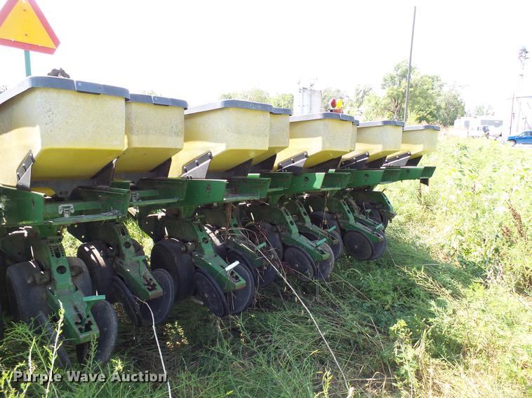 image for item DE5114 John Deere 1780 planter