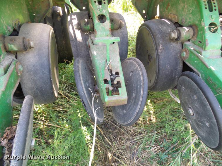 image for item DE5114 John Deere 1780 planter