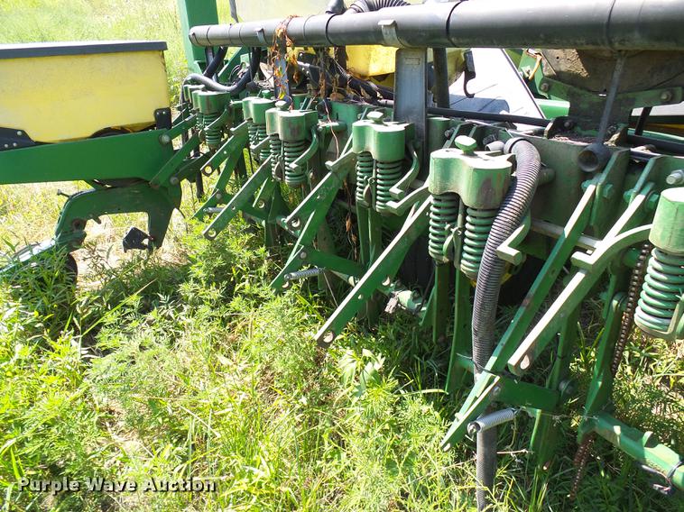 image for item DE5114 John Deere 1780 planter