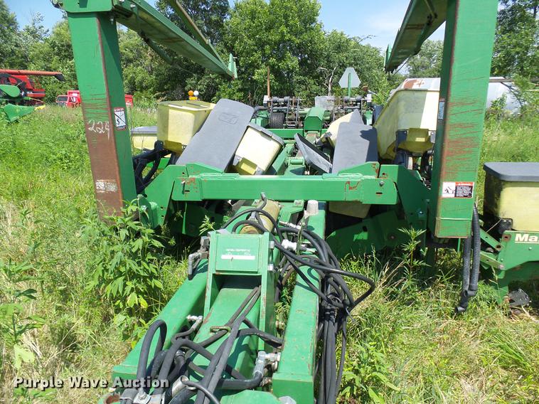 image for item DE5114 John Deere 1780 planter