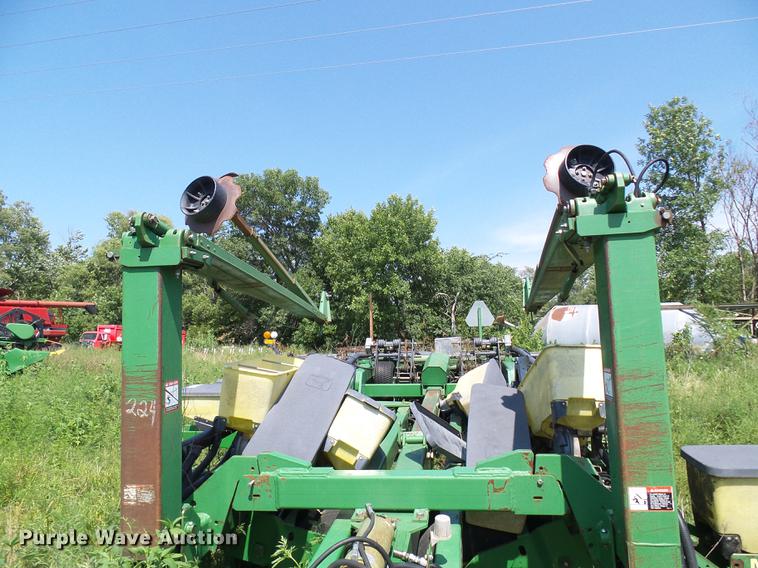 image for item DE5114 John Deere 1780 planter