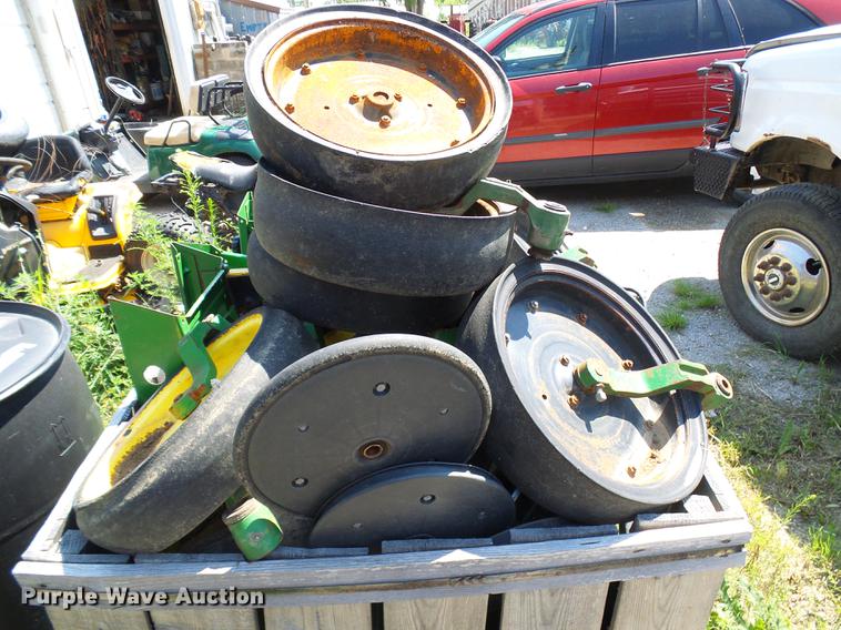 image for item DE5114 John Deere 1780 planter