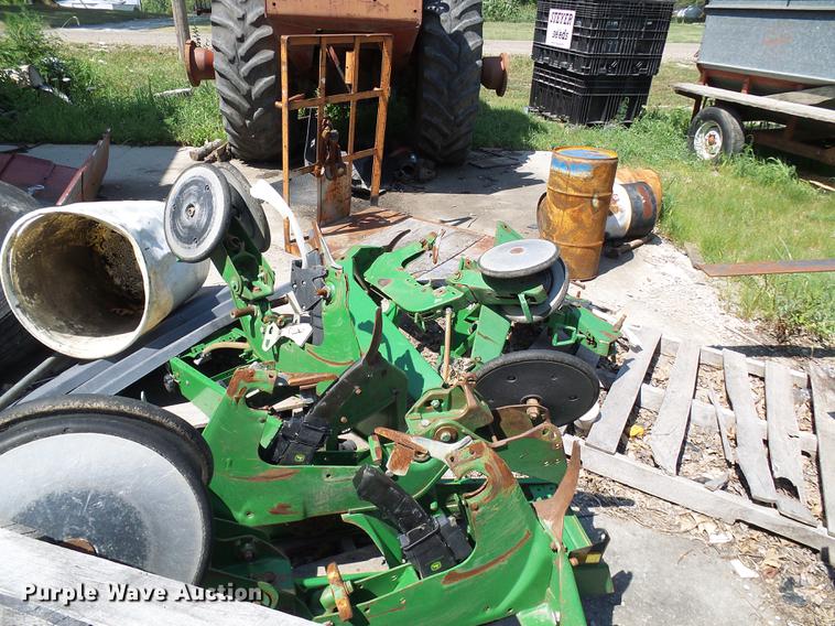image for item DE5114 John Deere 1780 planter