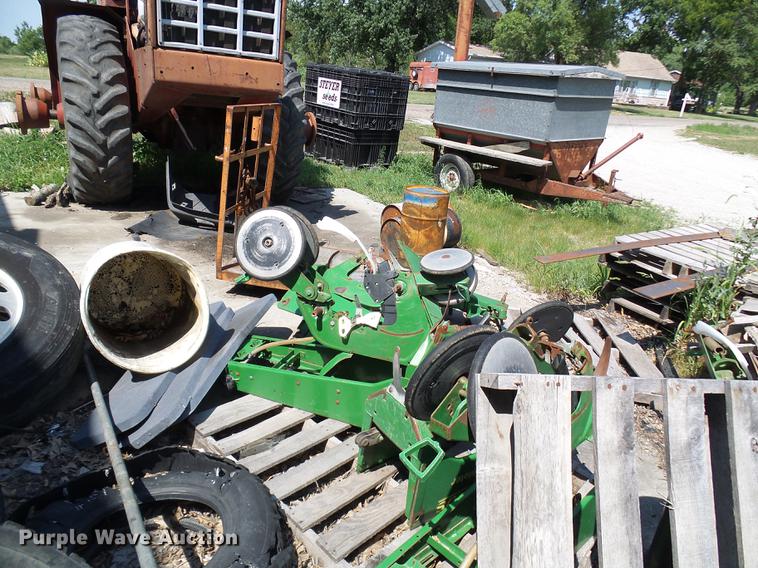 image for item DE5114 John Deere 1780 planter