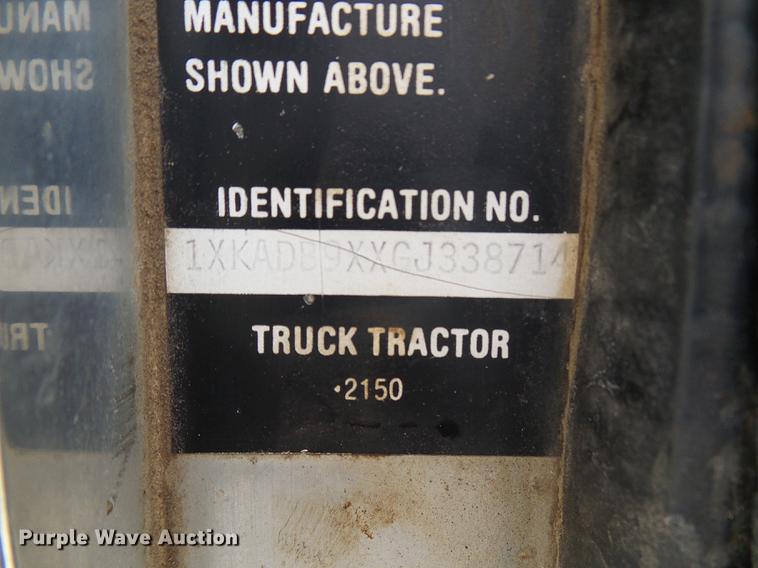 image for item DE5120 1986 Kenworth T600 seed tender truck