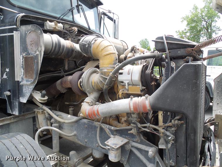 image for item DE5120 1986 Kenworth T600 seed tender truck